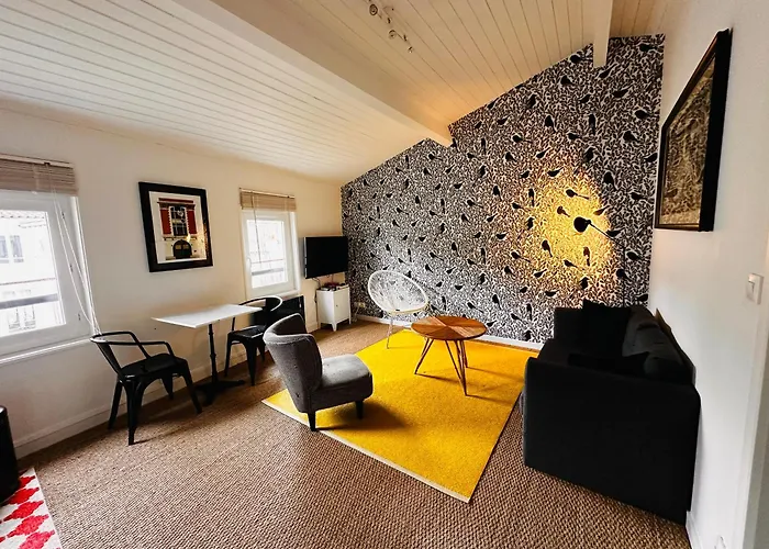 Bel Appartement, Birds, Secteur Boinot - Wifi, Netflix