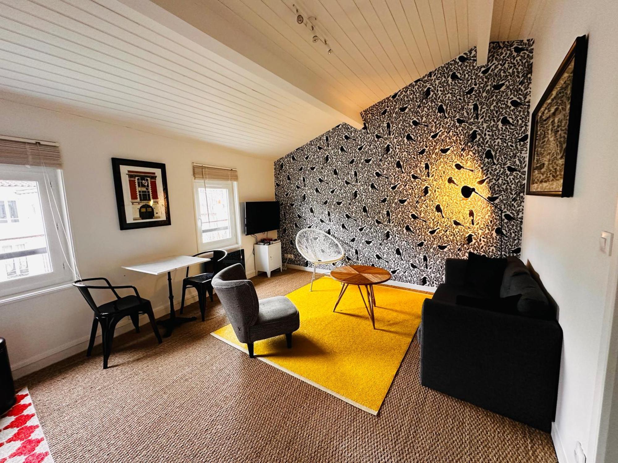 Bel Appartement, Birds, Secteur Boinot - Wifi, Netflix * Niort